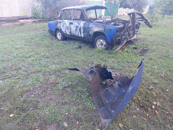 Новини Харкова: дрони знищили два авто